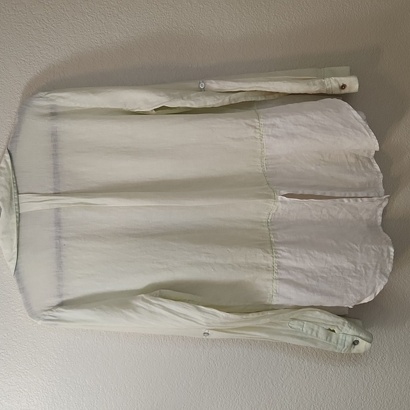 Saks Fifth Avenue linen long sleeve blouse, size large - Picture 4 of 4